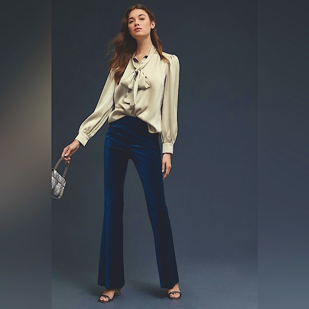 👖By Anthropologie Velvet Flare Pants in Blue Size 14 Tall